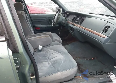 1997 Ford Crown Victoria Lx z USA, uszkodzony, nr VIN 2FALP74W2VX174070